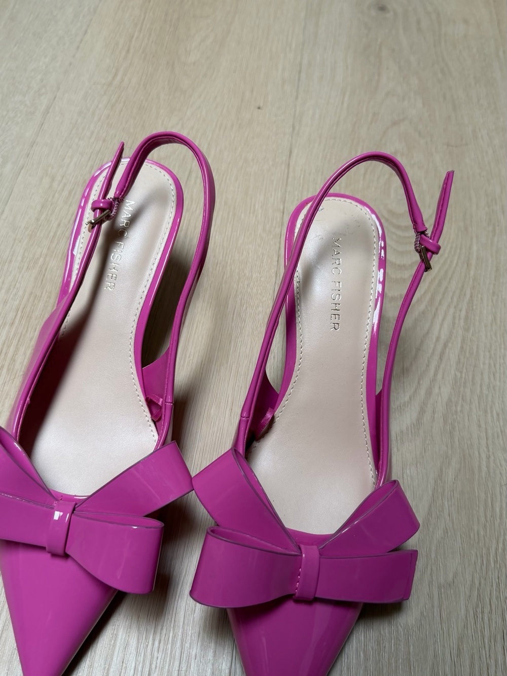 Marc Fisher Allon Pink Patent Pointy Toe Bow Pump 7.5